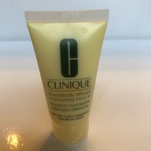 Clinique dramatically different